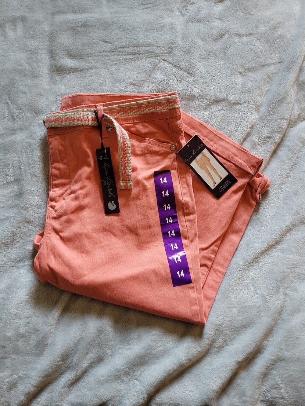 Gloria Vanderbilt | Coral Pink Lillian Skimmer Capris